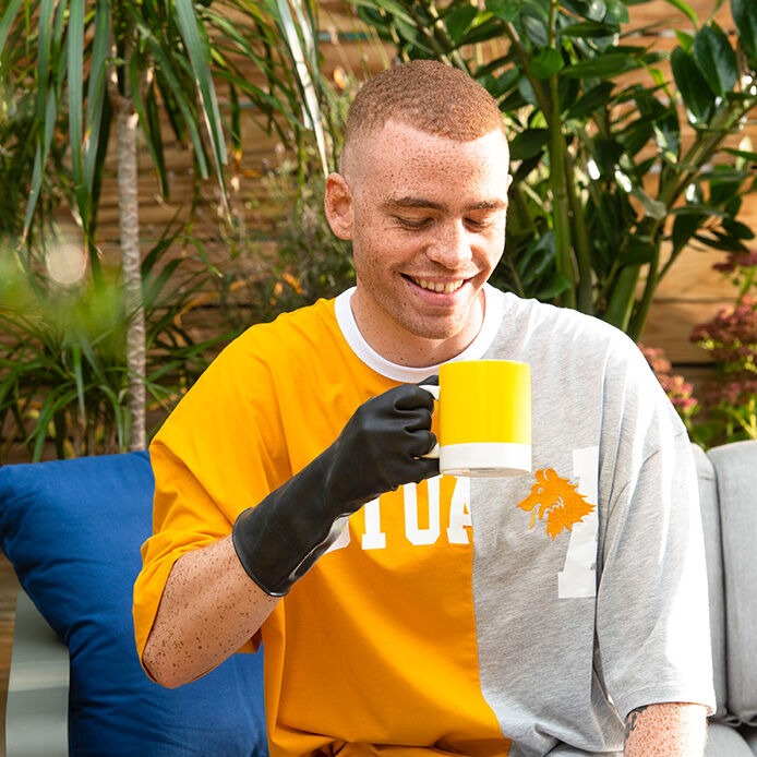 Marigold Extra Tough Outdoor Cleaning Gloves - Medium