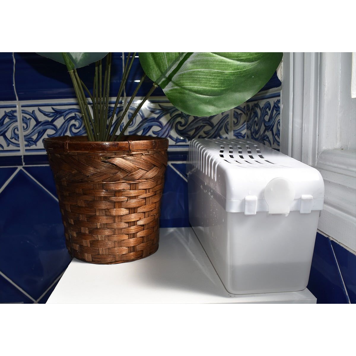 Kontrol Aqua Mega Moisture Trap 900g + 2 x 450g Refill Tabz - Scent Free