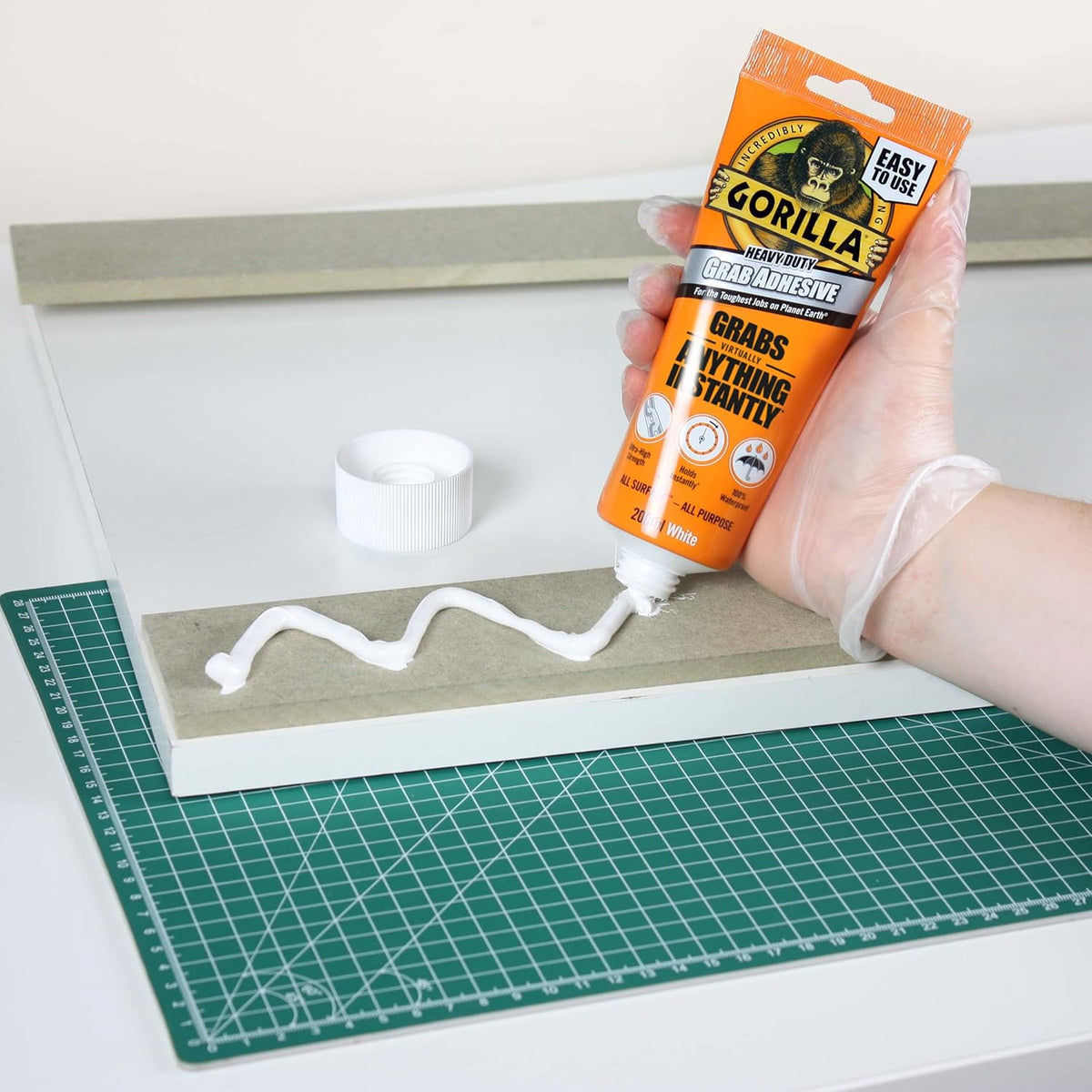 Gorilla Heavy Duty Grab Adhesive White - 200ml Tube