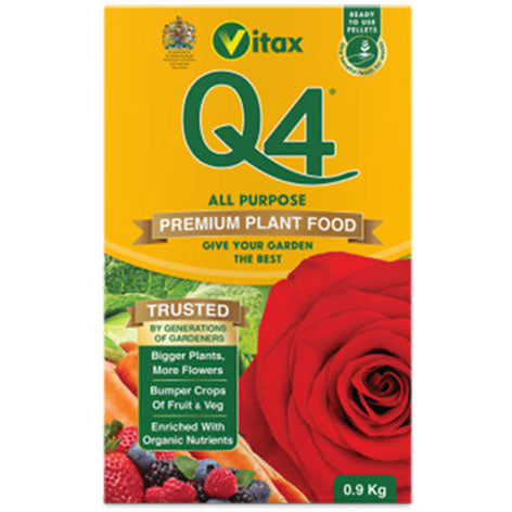 Vitax Q4 Pelleted Fertiliser 900g